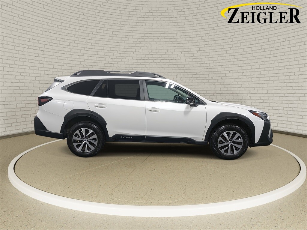 Used 2024 Subaru Outback Premium SUV