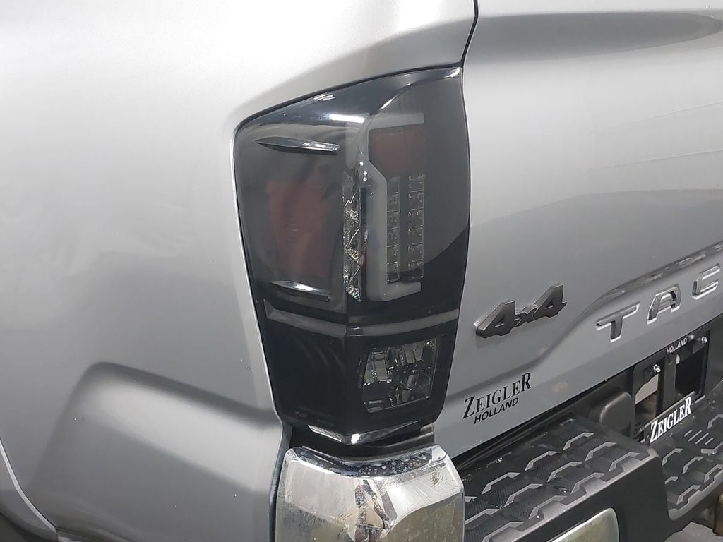 2022 TOYOTA TACOMA - Image 33