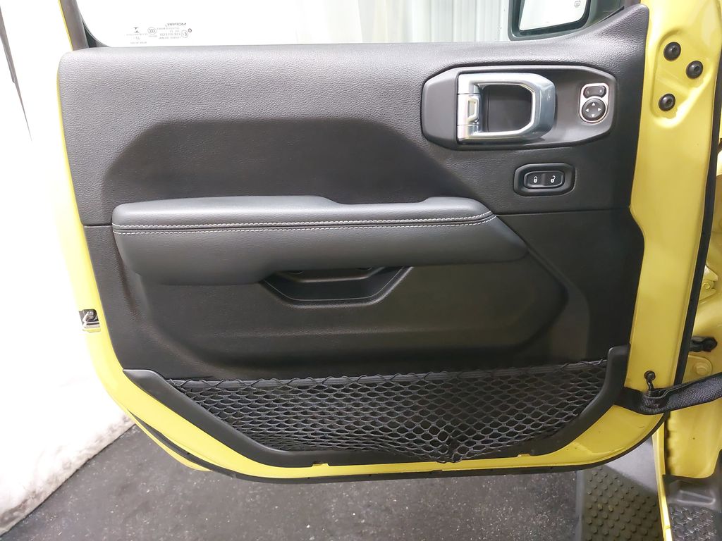 2023 JEEP WRANGLER - Image 27