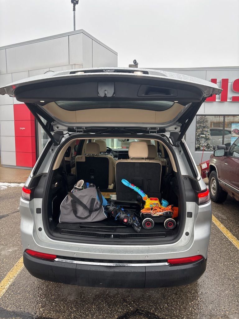 2021 JEEP GRAND CHEROKEE L - Image 18