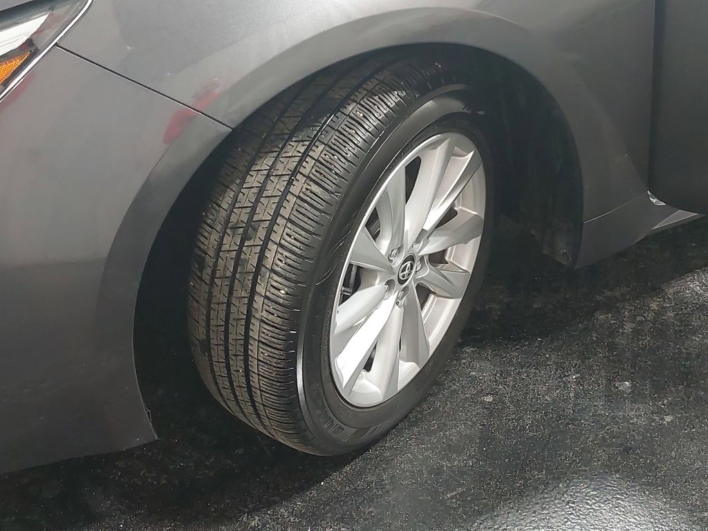 2024 TOYOTA COROLLA - Image 31