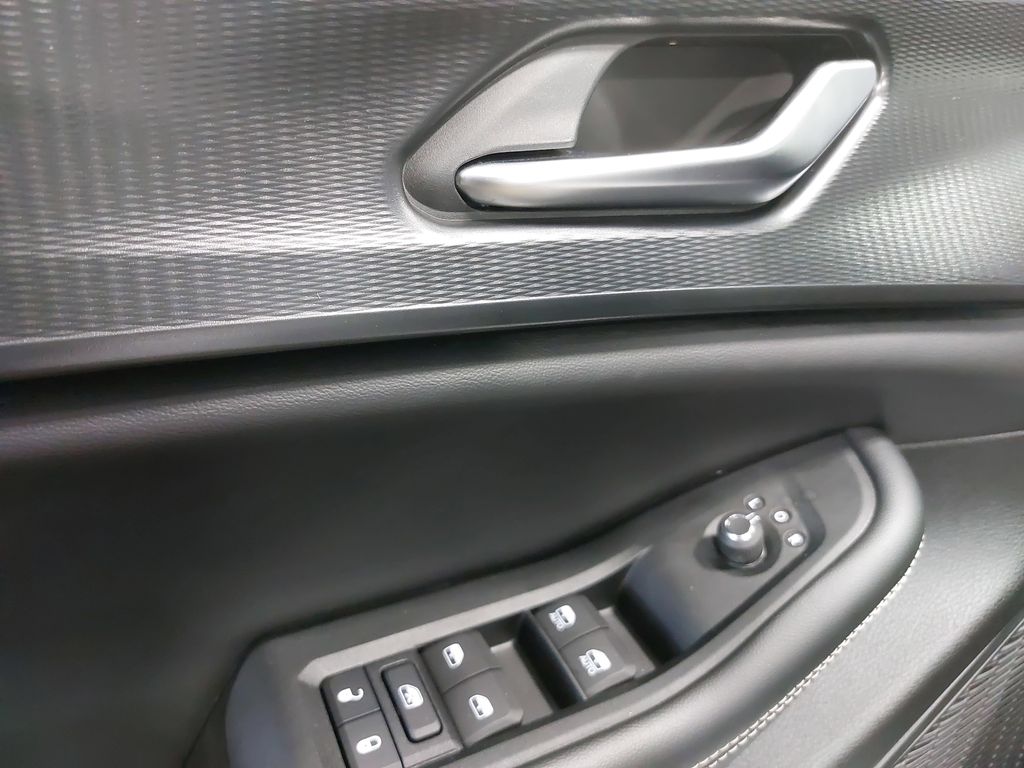 2023 JEEP GRAND CHEROKEE - Image 26