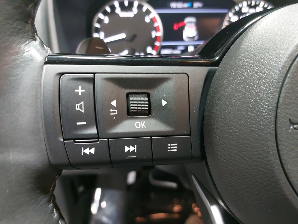 2023 NISSAN ROGUE - Image 17