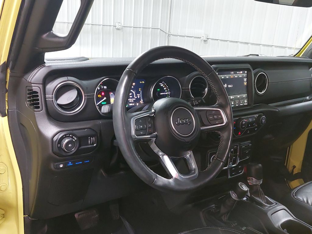 2023 JEEP WRANGLER - Image 15