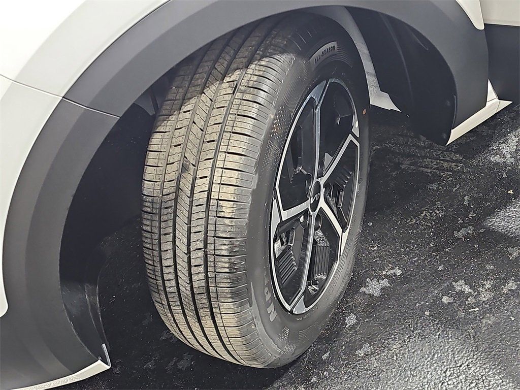 2024 KIA NIRO - Image 31