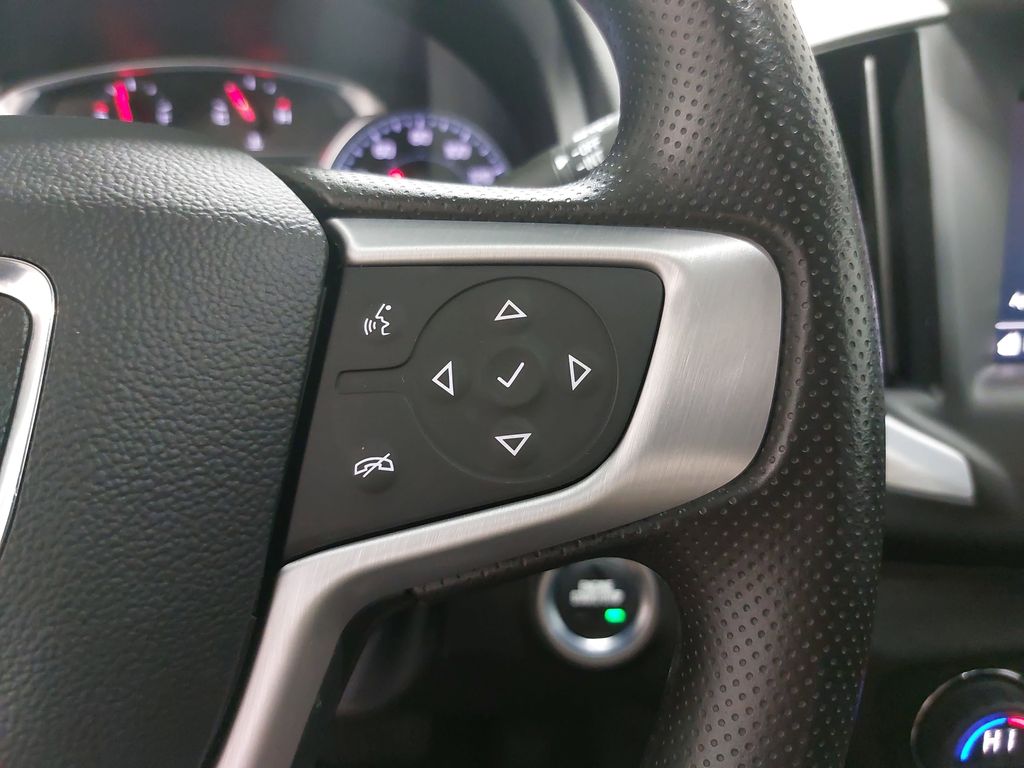 2023 GMC TERRAIN - Image 17