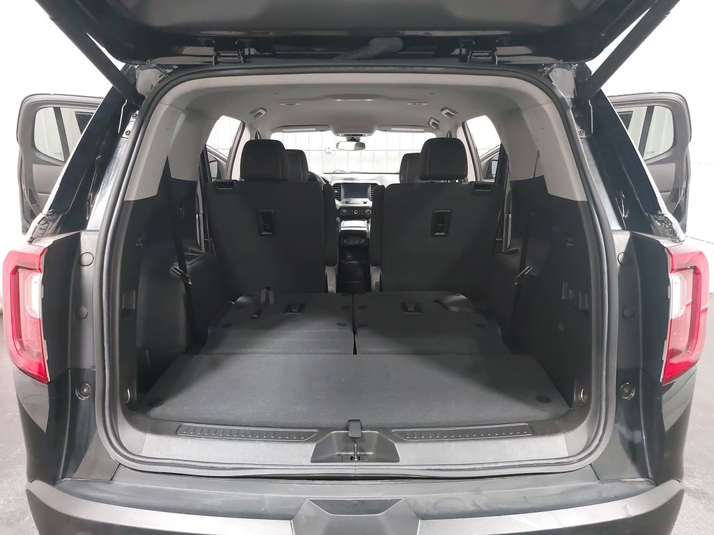 2023 GMC ACADIA - Image 14