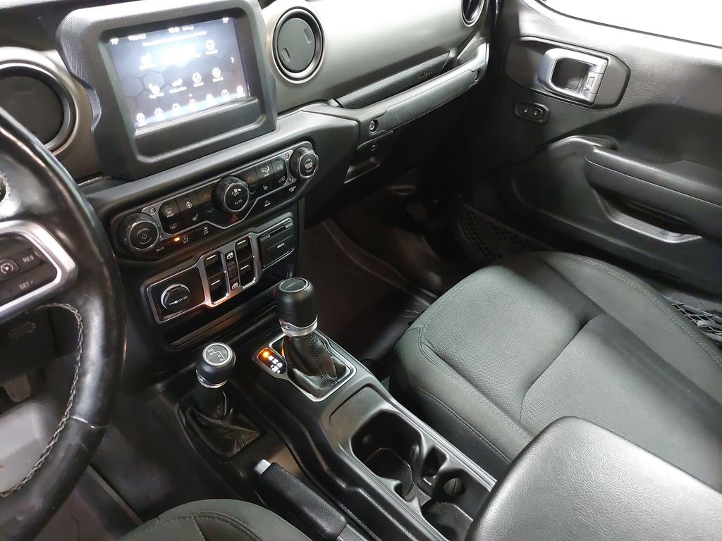 2020 JEEP GLADIATOR - Image 23