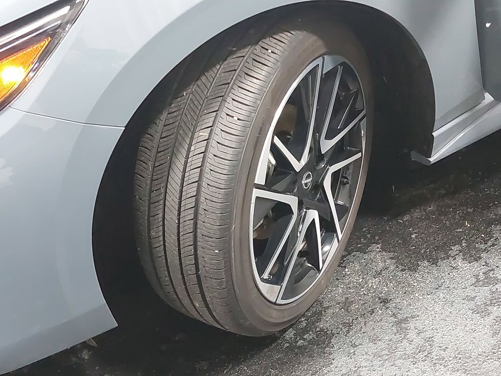 2024 NISSAN SENTRA - Image 33