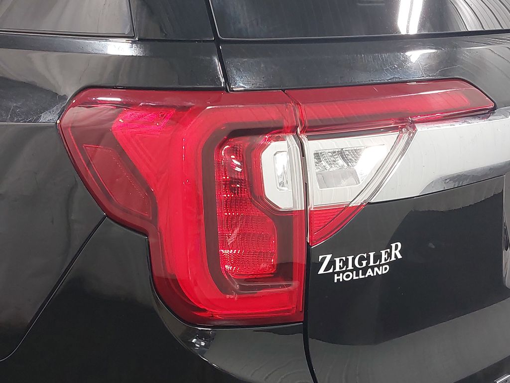 2023 GMC ACADIA - Image 37