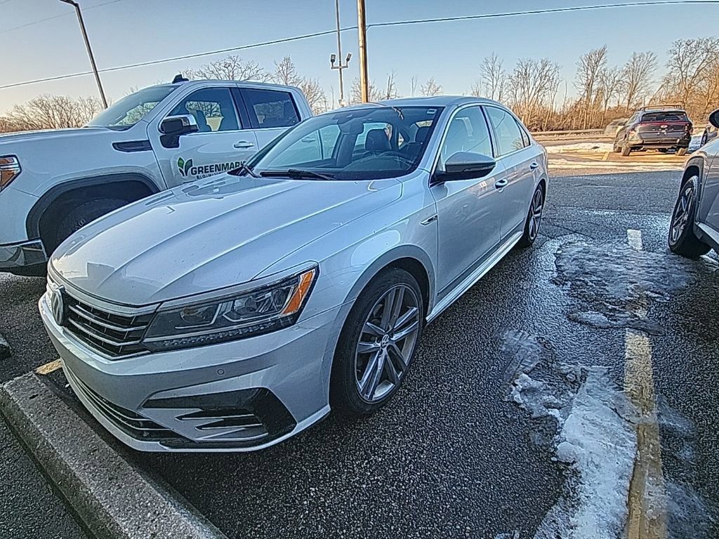 2019 VOLKSWAGEN PASSAT - Image 4