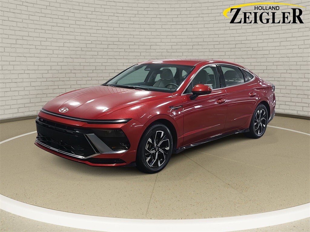 Certified 2025 Hyundai Sonata SEL Sedan