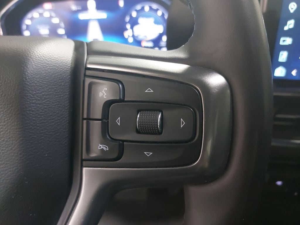 2024 CHEVROLET SILVERADO - Image 17