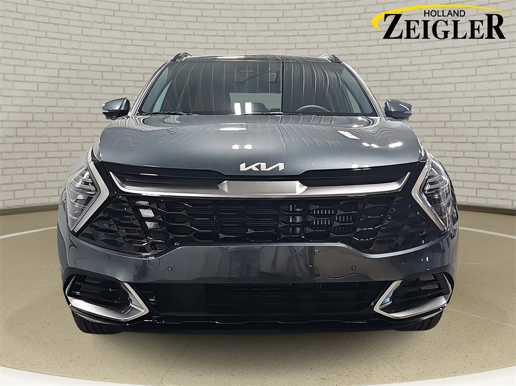 2025 Kia Sportage Hybrid photo 2