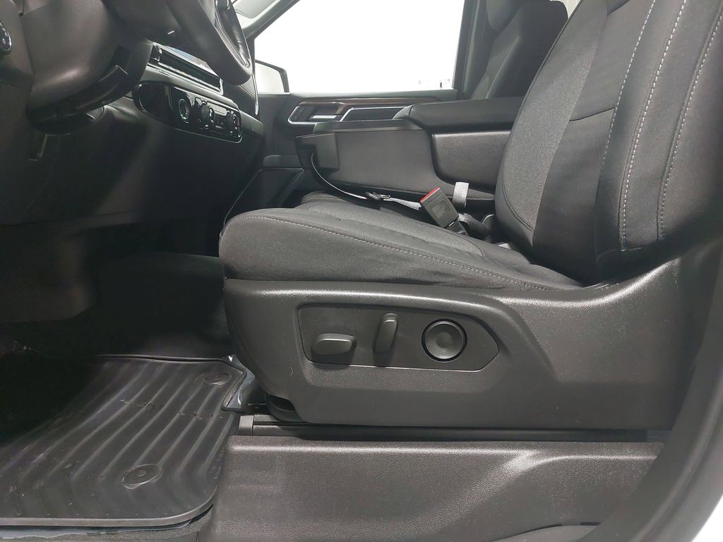 2023 CHEVROLET SILVERADO - Image 28