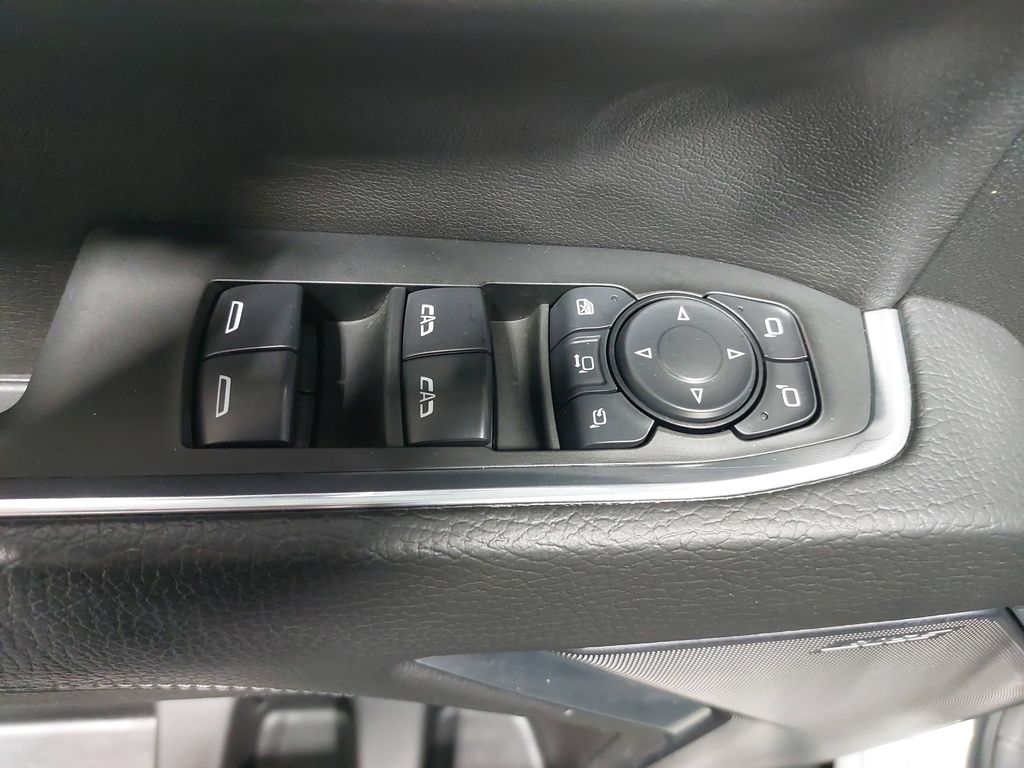 2024 GMC SIERRA HD - Image 30