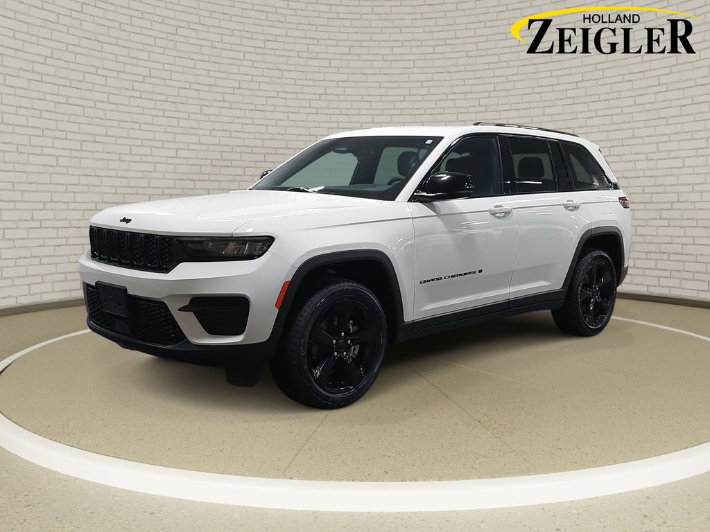 2023 JEEP GRAND CHEROKEE - Image 1