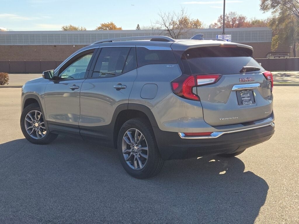 2024 GMC TERRAIN - Image 15
