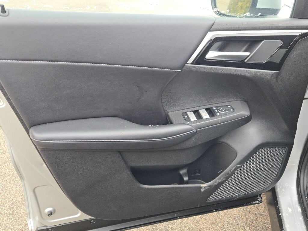 2024 MITSUBISHI OUTLANDER - Image 22