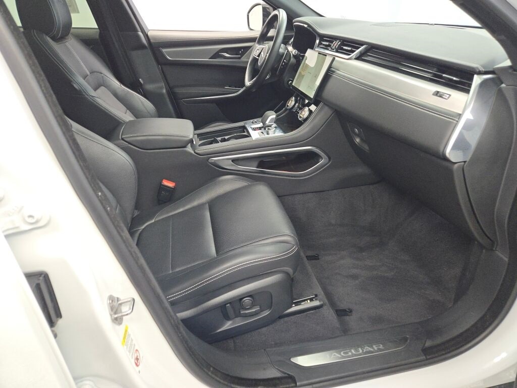 2024 JAGUAR F-PACE - Image 7