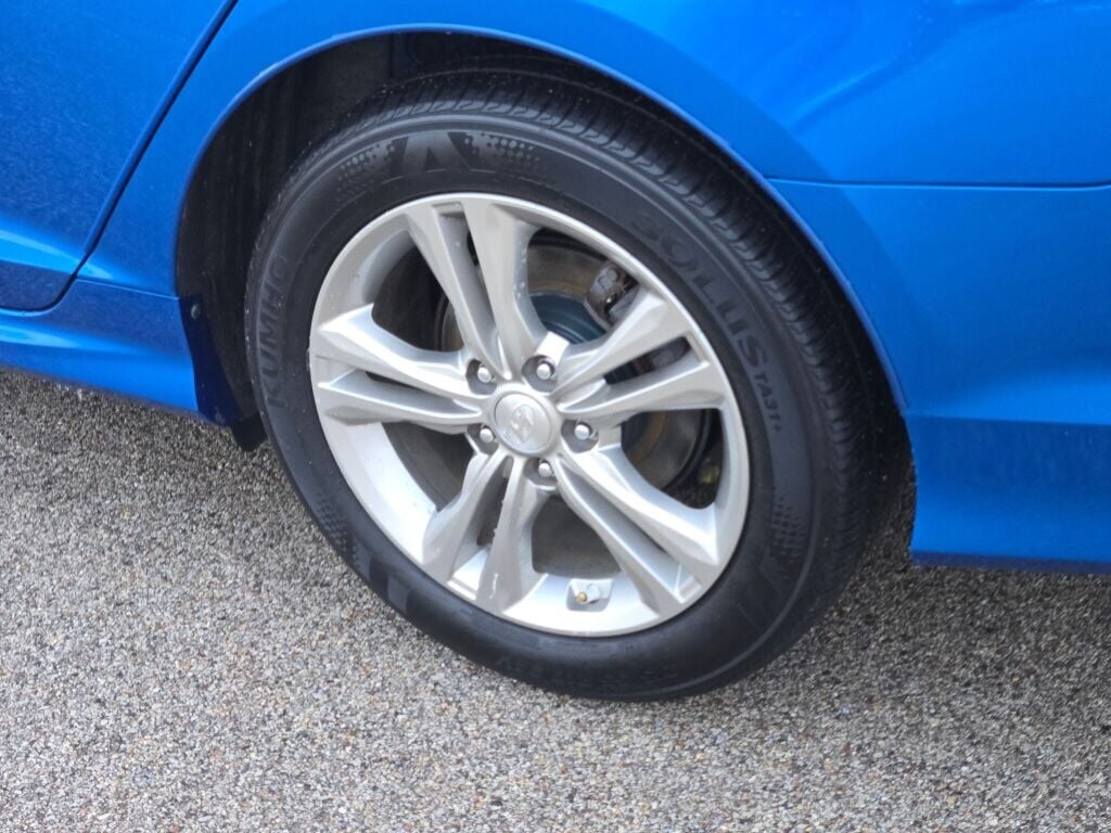 2019 HYUNDAI SONATA - Image 17