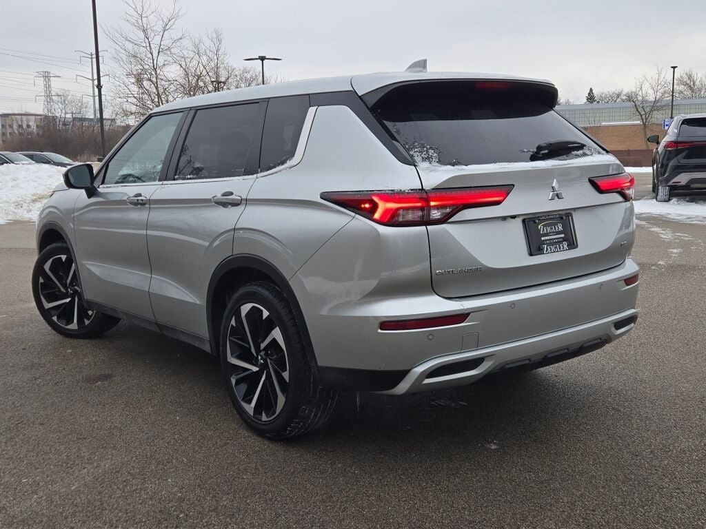 2024 MITSUBISHI OUTLANDER - Image 15