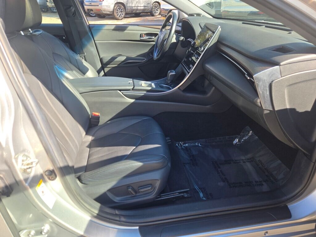 2019 TOYOTA AVALON - Image 7