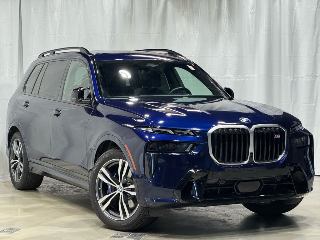 2024 BMW X7 - Image 1