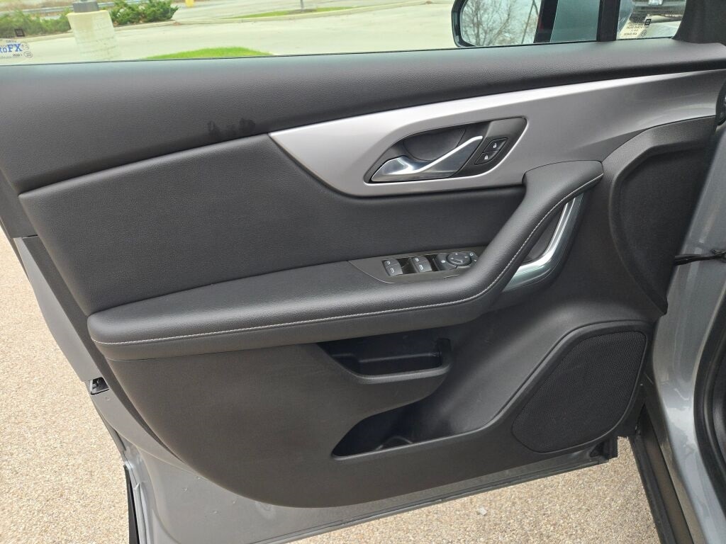 2023 CHEVROLET BLAZER - Image 22