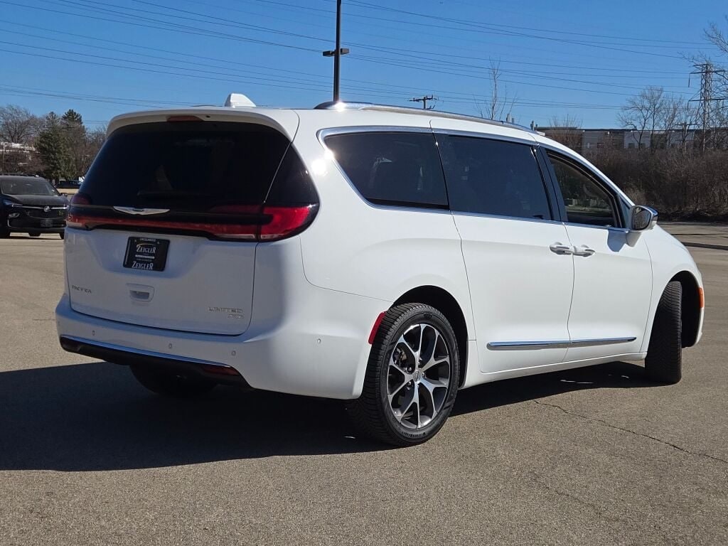 2021 CHRYSLER PACIFICA - Image 13