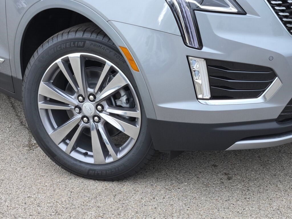 New 2025 CADILLAC XT5 Premium Luxury SUV
