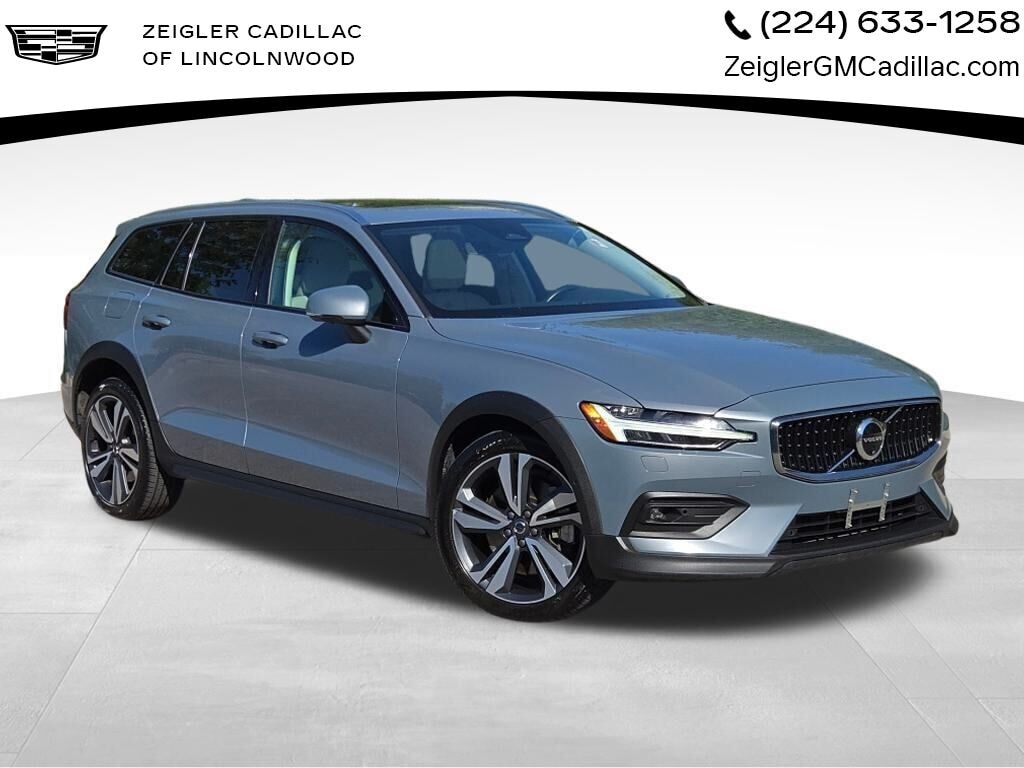 2024 VOLVO V60CC - Image 1