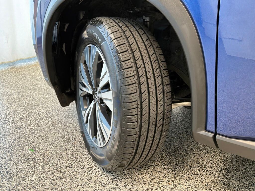 Used 2023 Nissan Rogue SV SUV