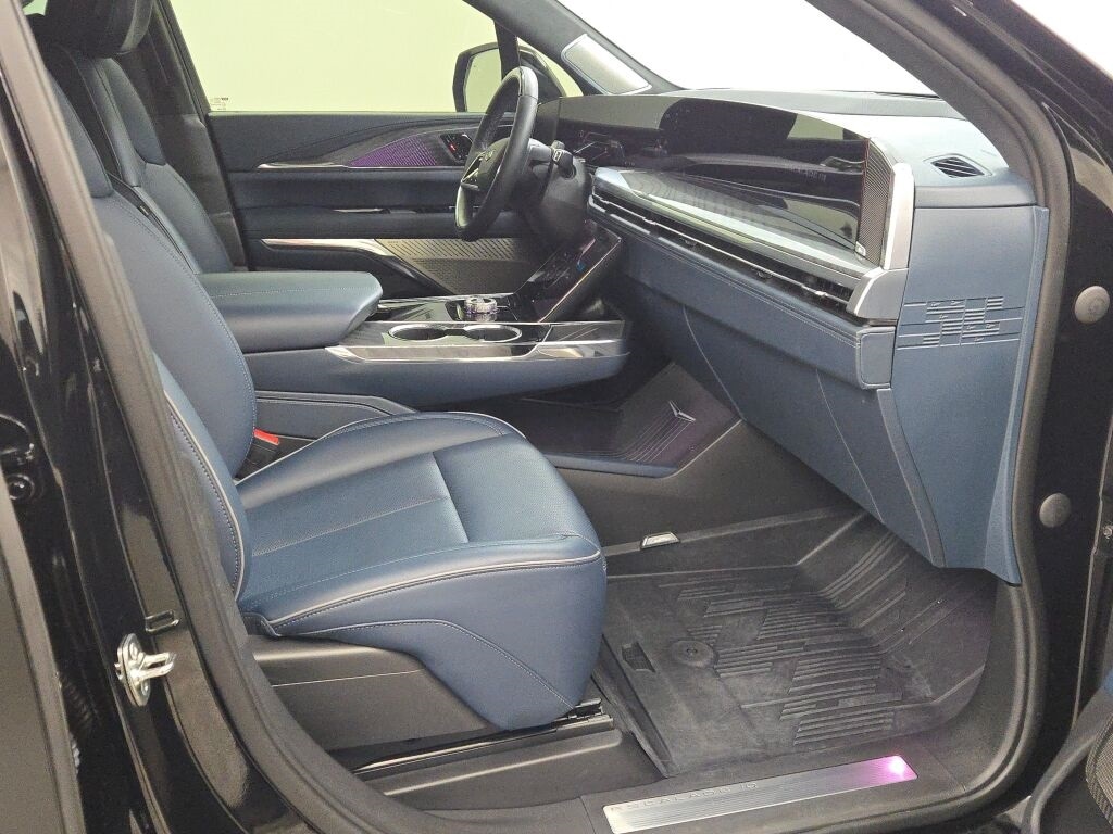 2025 CADILLAC ESCALADE IQ - Image 7