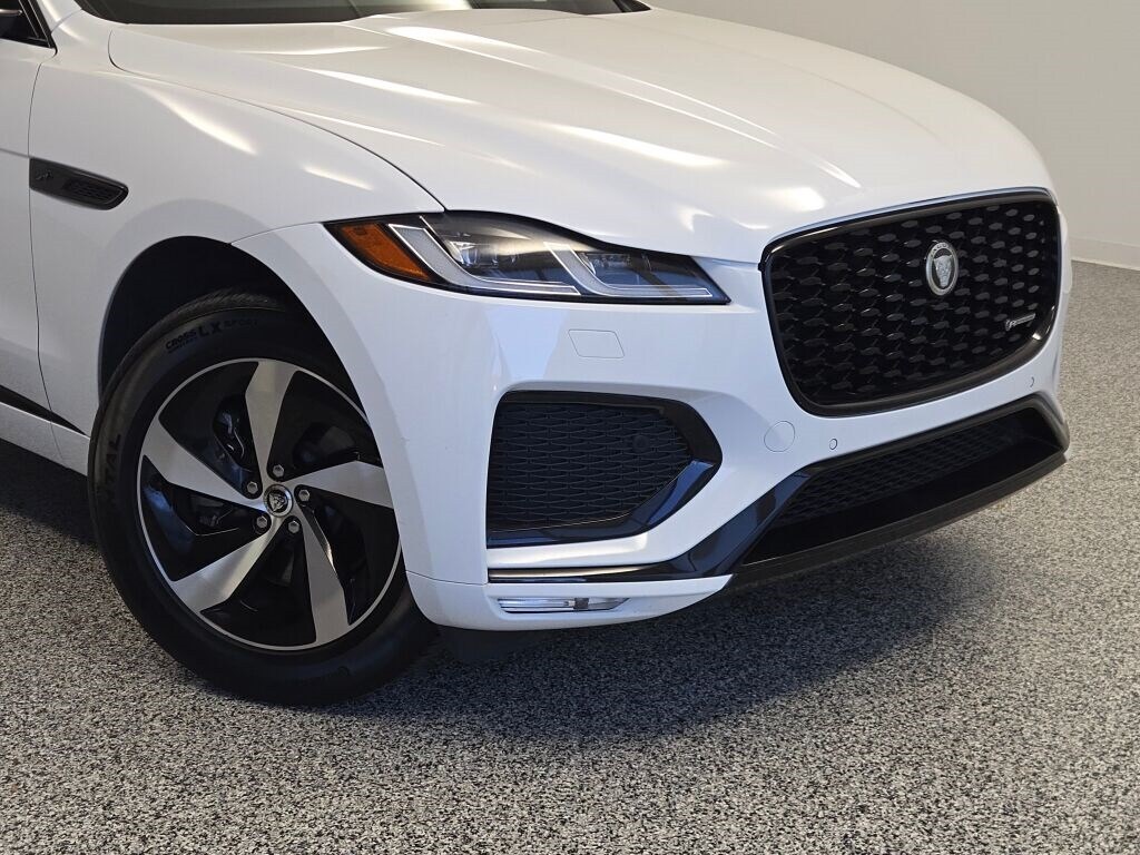2024 JAGUAR F-PACE - Image 2