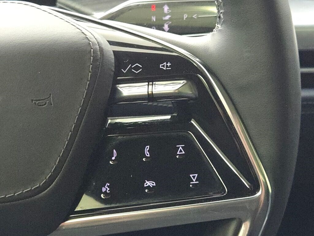 2025 CADILLAC ESCALADE IQ - Image 38