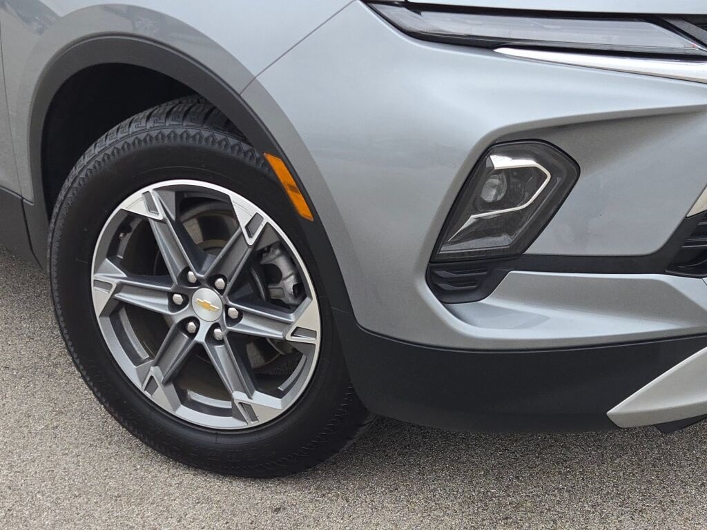 2023 CHEVROLET BLAZER - Image 3