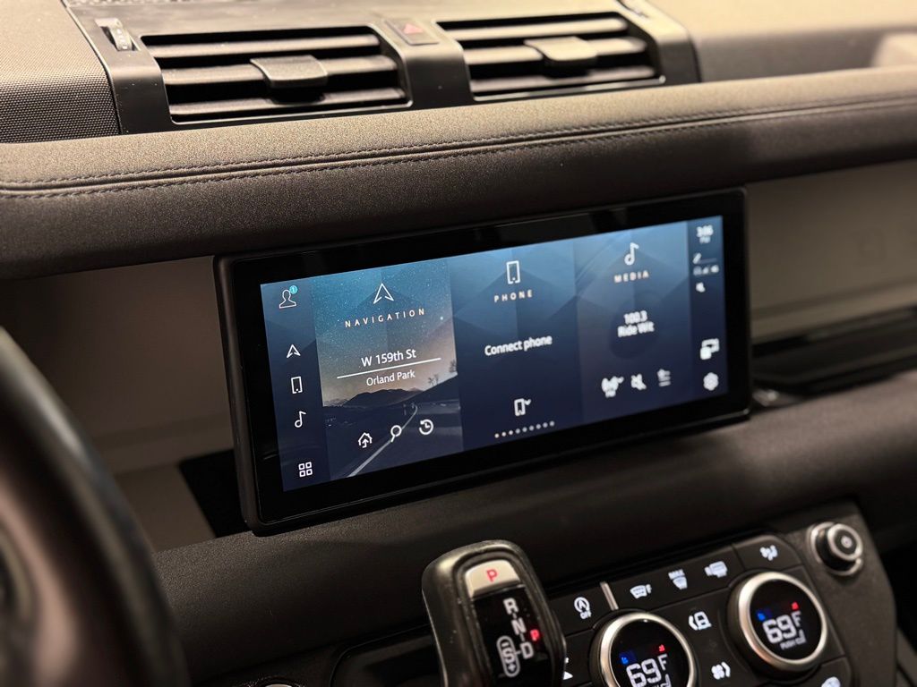 2023 LAND ROVER DEFENDER - Image 12