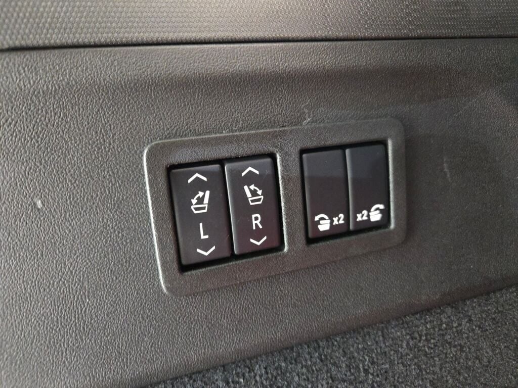 2025 CADILLAC ESCALADE IQ - Image 22