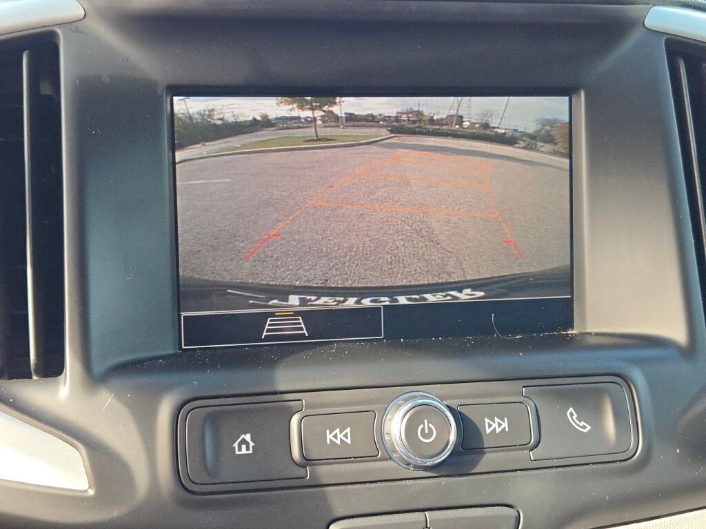 2024 GMC TERRAIN - Image 28