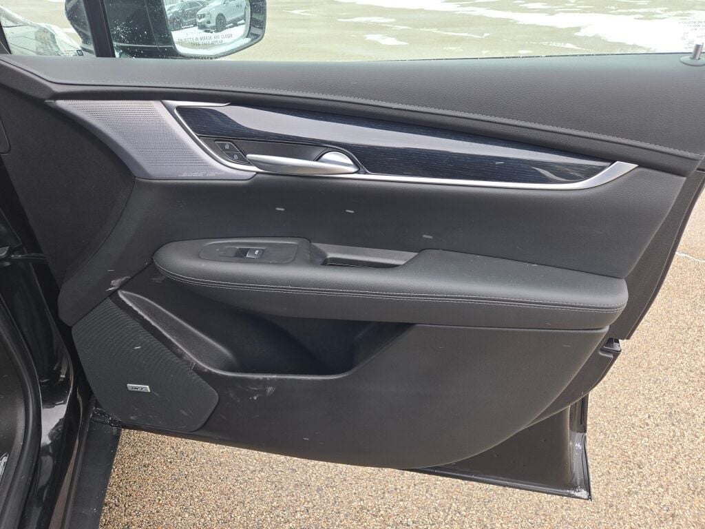 2024 CADILLAC XT5 - Image 6