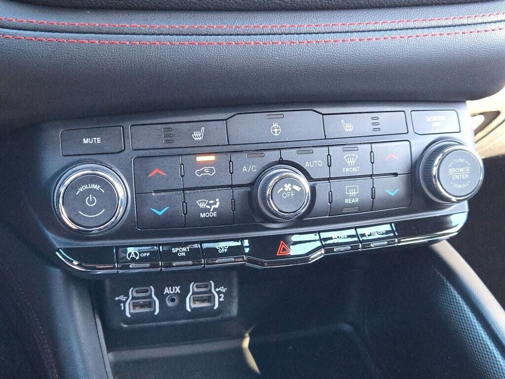 2023 DODGE DURANGO - Image 35