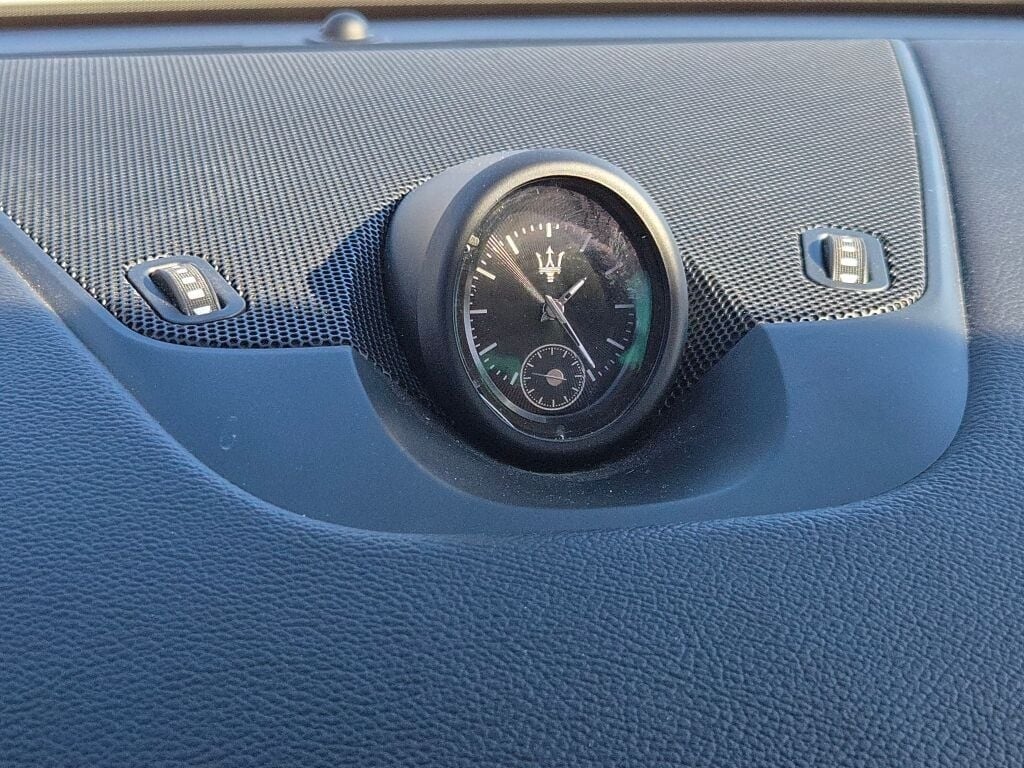 2023 MASERATI LEVANTE - Image 38