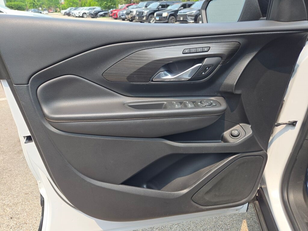 2021 GMC TERRAIN - Image 22