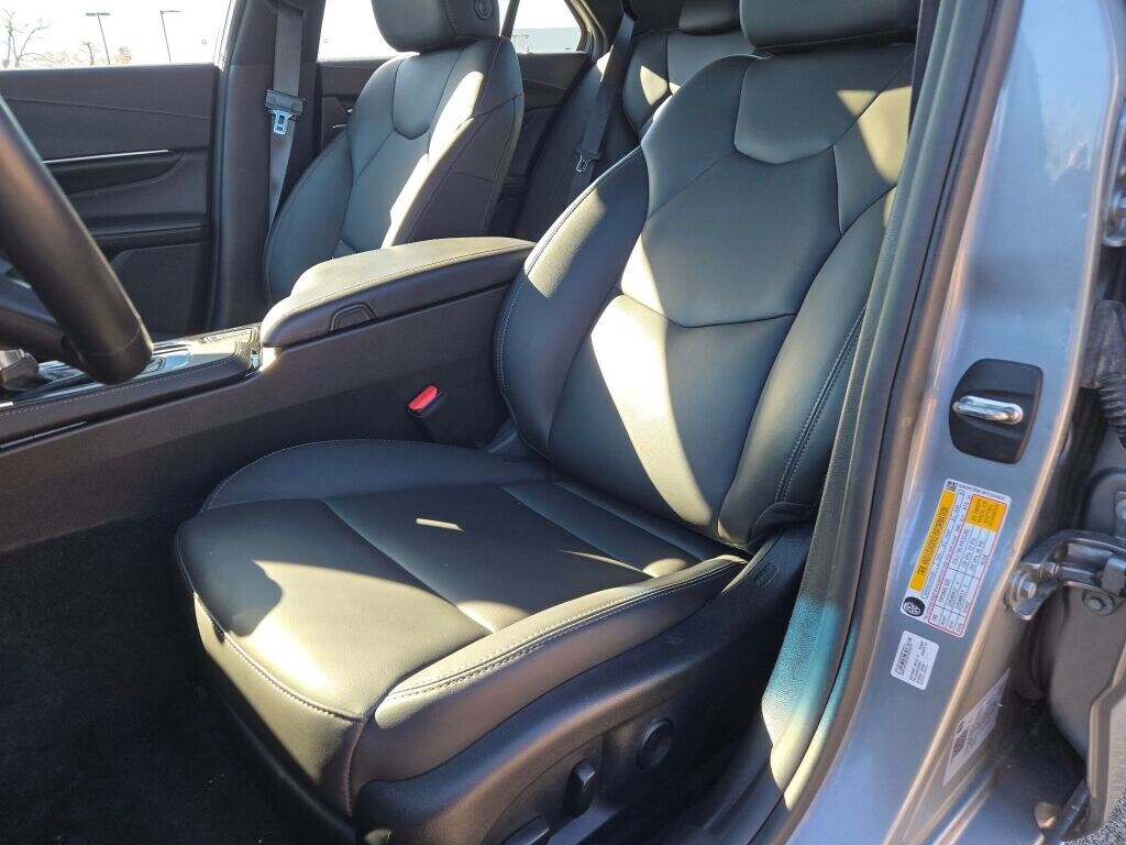 2023 CADILLAC CT4 - Image 28