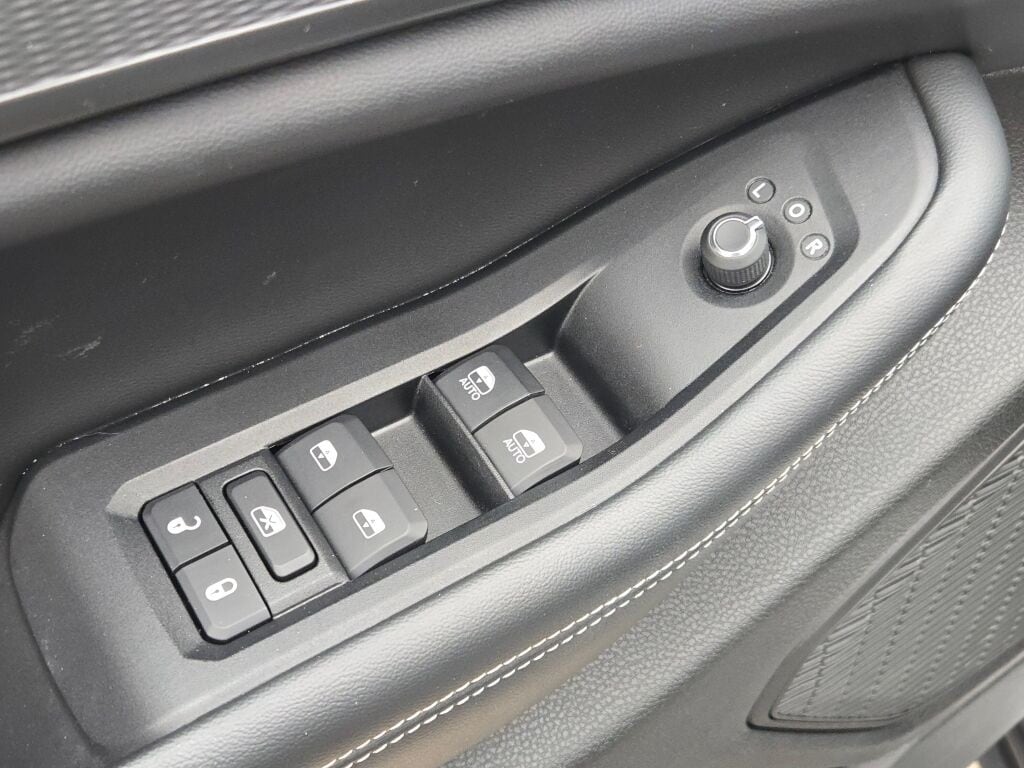 2024 JEEP GRAND CHEROKEE - Image 23