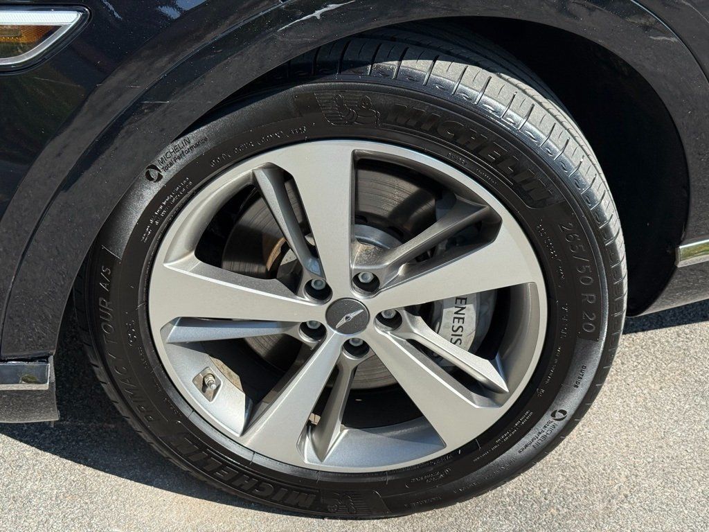 2024 GENESIS GV80 - Image 10