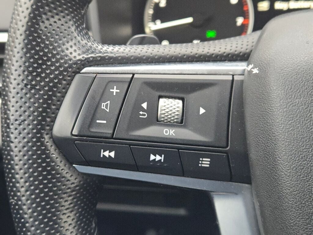 2024 MITSUBISHI OUTLANDER - Image 35