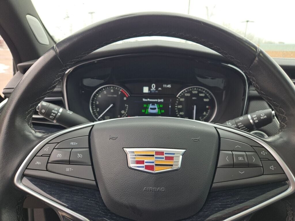 2024 CADILLAC XT5 - Image 36