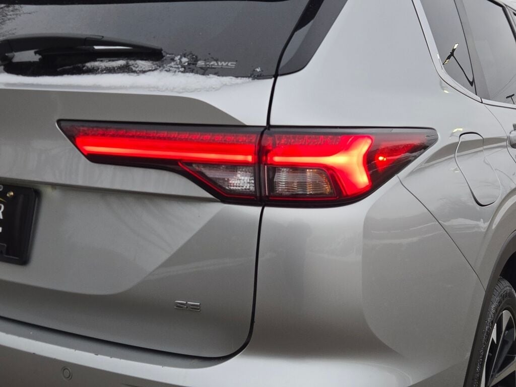2024 MITSUBISHI OUTLANDER - Image 13